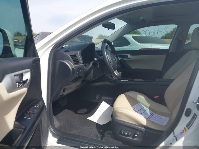 Продаж на аукціоні авто 2011 Lexus Ct 200h Premium, vin: JTHKD5BHXB2046471, номер лоту: 44739602