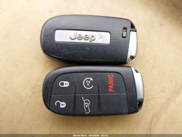 44739610 :رقم المزاد ، 1C4RJFBG0FC662430 vin ، 2015 Jeep Grand Cherokee Limited مزاد بيع