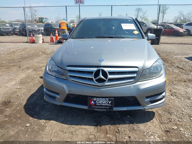 2014 Mercedes-benz C 300 Sport 4matic მანქანა იყიდება აუქციონზე, vin: WDDGF8AB9ER321278, აუქციონის ნომერი: 44739624