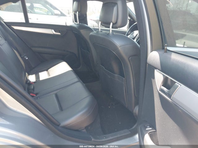 2014 Mercedes-benz C 300 Sport 4matic მანქანა იყიდება აუქციონზე, vin: WDDGF8AB9ER321278, აუქციონის ნომერი: 44739624