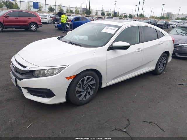 Honda CIVIC EX 2017 2HGFC2F70HH577685 Image 2