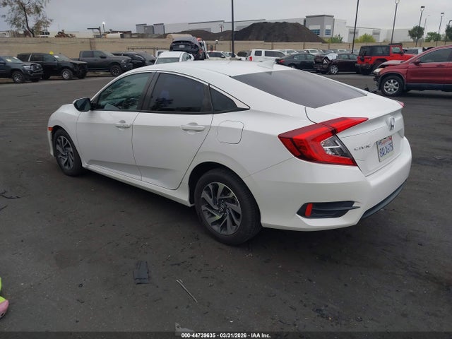 Honda CIVIC EX 2017 2HGFC2F70HH577685 Image 3
