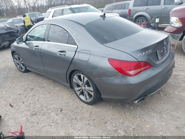 2014 MERCEDES-BENZ CLA 250 WDDSJ4EB7EN060557 Photo 2