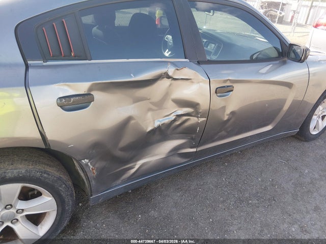 2011 Dodge Charger მანქანა იყიდება აუქციონზე, vin: 2B3CL3CG7BH607138, აუქციონის ნომერი: 44739667