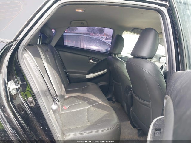 Toyota Prius Two 2014 JTDKN3DU7E1735410 Image 8