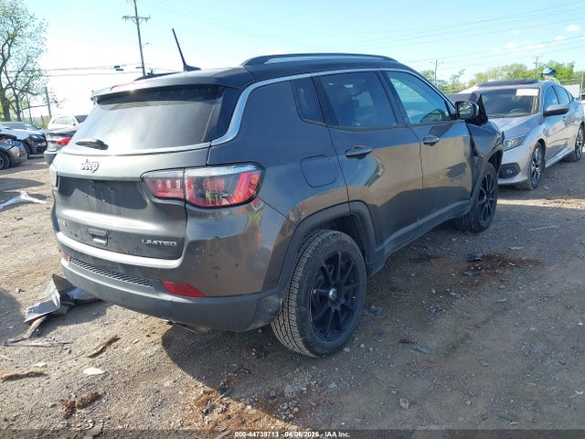 44739713 :رقم المزاد ، 3C4NJDCB2JT267121 vin ، 2018 Jeep Compass Limited 4x4 مزاد بيع