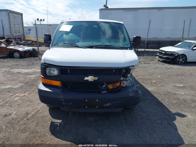 Chevrolet Express 2500 Work Van 2016 1GCWGAFF8G1209854 Image 12