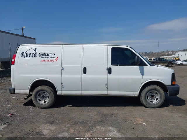 Chevrolet Express 2500 Work Van 2016 1GCWGAFF8G1209854 Image 13