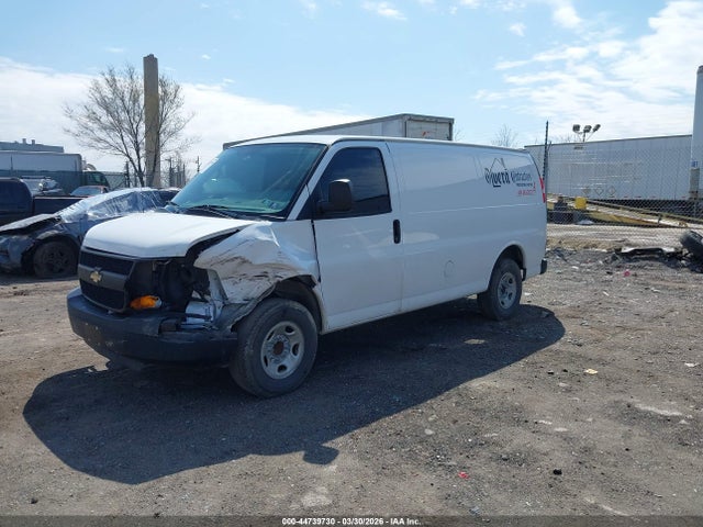 Chevrolet Express 2500 Work Van 2016 1GCWGAFF8G1209854 Image 2