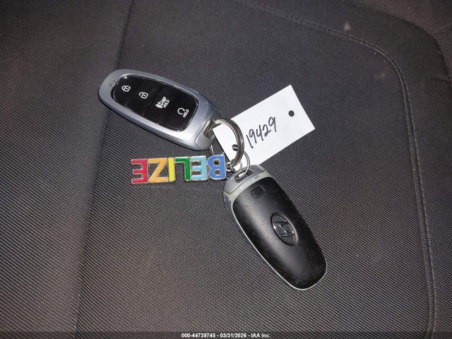 44739745 :رقم المزاد ، 5NMJBCAE9NH047383 vin ، 2022 Hyundai Tucson Sel مزاد بيع