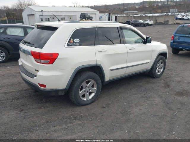 2011 Jeep Grand Cherokee Laredo მანქანა იყიდება აუქციონზე, vin: 1J4RR4GG3BC640030, აუქციონის ნომერი: 44739788