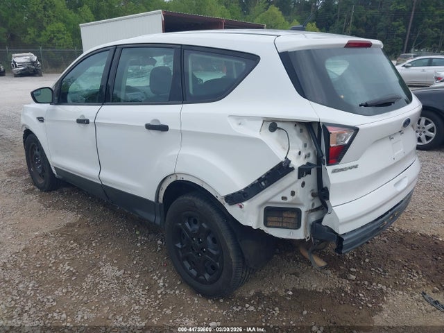 Ford ESCAPE S 2018 1FMCU0F76JUB58483 Image 3