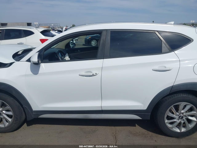 Hyundai Tucson Se Plus 2017 KM8J33A44HU534715 Image 14