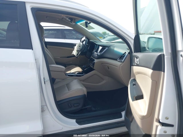 Hyundai Tucson Se Plus 2017 KM8J33A44HU534715 Image 5