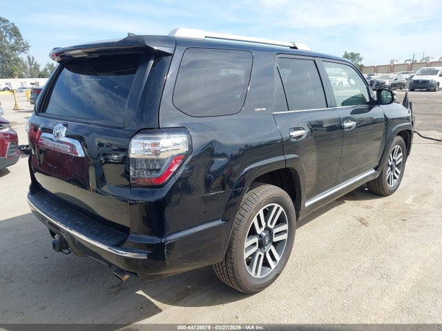 2017 TOYOTA 4RUNNER JTEZU5JR2H5156475 Photo 3