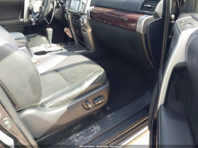 2017 TOYOTA 4RUNNER JTEZU5JR2H5156475 Photo 4