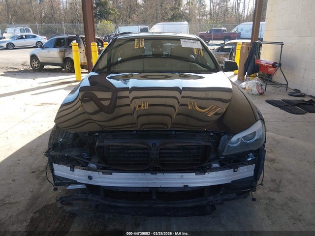 2011 Bmw 535i Xdrive მანქანა იყიდება აუქციონზე, vin: WBAFU7C50BC439552, აუქციონის ნომერი: 44739882