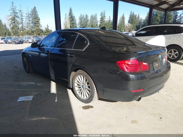 2011 Bmw 535i Xdrive მანქანა იყიდება აუქციონზე, vin: WBAFU7C50BC439552, აუქციონის ნომერი: 44739882