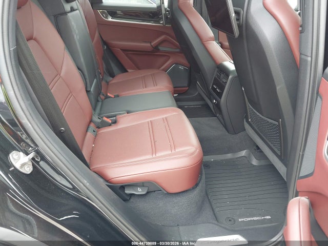2025 PORSCHE CAYENNE WP1AL2AY8SDA19045 Photo 7