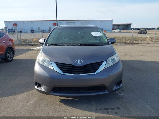 Продажа на аукционе авто 2011 Toyota Sienna Le V6, vin: 5TDKK3DC5BS100023, номер лота: 44739891