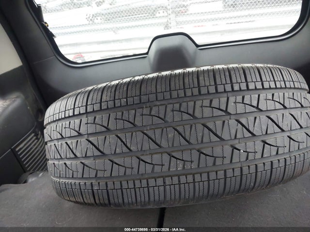 44739895 :رقم المزاد ، 1GNSKBE05ER208960 vin ، 2014 Chevrolet Tahoe Lt مزاد بيع