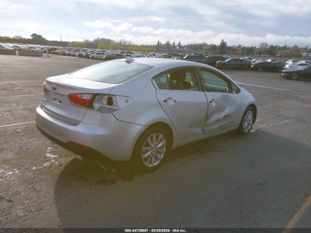 Aukcja sprzedaży 2015 Kia Forte Lx, vin: KNAFX4A60F5256745, numer aukcji: 44739897