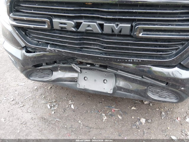 44739900 :رقم المزاد ، 1C6SRFJT3KN781507 vin ، 2019 Ram 1500 Laramie  4x4 5'7 Box مزاد بيع