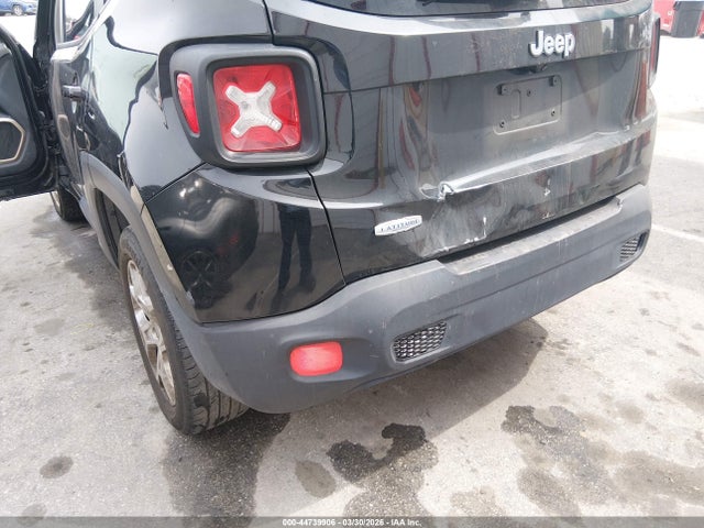 Jeep Renegade Latitude 4x4 2017 ZACCJBBB2HPE58519 Image 6