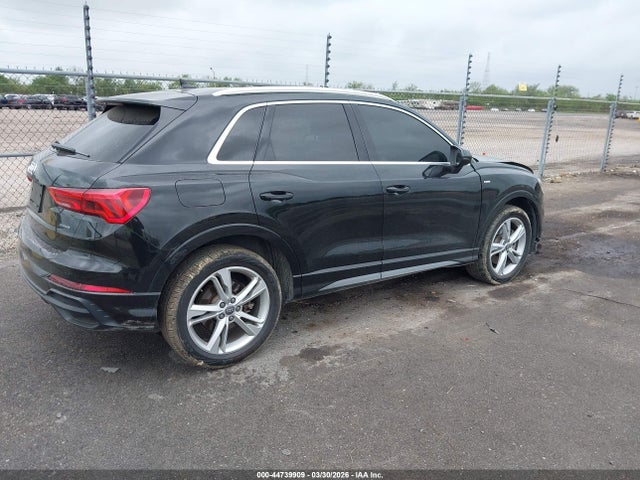 Продажа на аукционе авто 2020 Audi Q3 Premium Plus 45 Tfsi S Line Quattro Tiptronic, vin: WA1EECF39L1027779, номер лота: 44739909