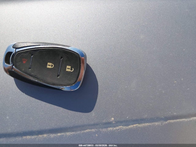 3GNAXHEV7LS679675 Chevrolet Equinox Fwd Ls