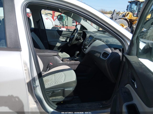 3GNAXHEV7LS679675 Chevrolet Equinox Fwd Ls