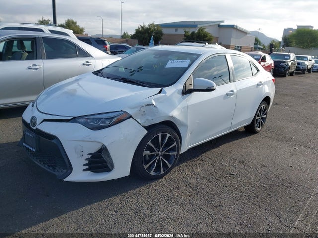 Toyota COROLLA SE 2017 5YFBURHE0HP668951 Image 2