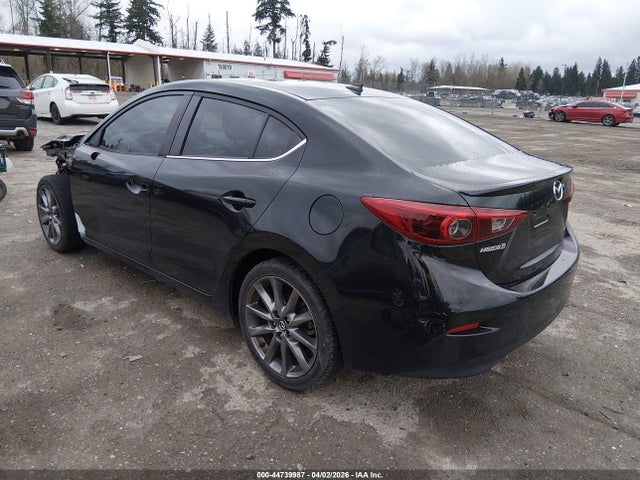 44739987 :رقم المزاد ، 3MZBN1W33JM190874 vin ، 2018 Mazda Mazda3 Grand Touring مزاد بيع