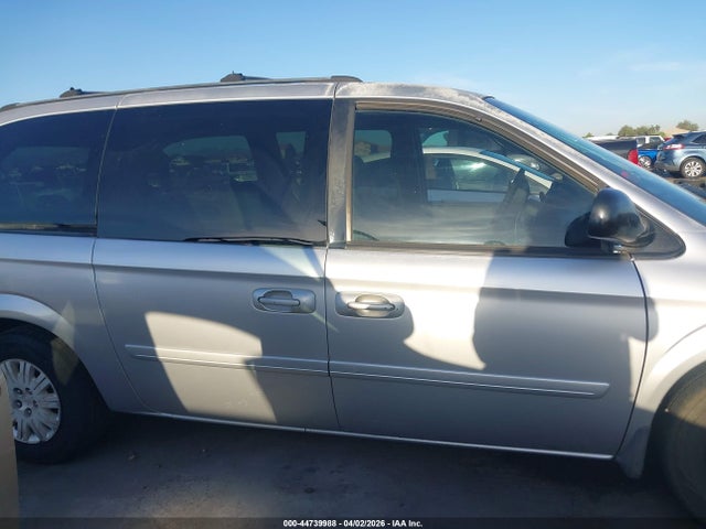 44739988 :رقم المزاد ، 2C4GP44R65R132333 vin ، 2005 Chrysler Town & Country Lx مزاد بيع