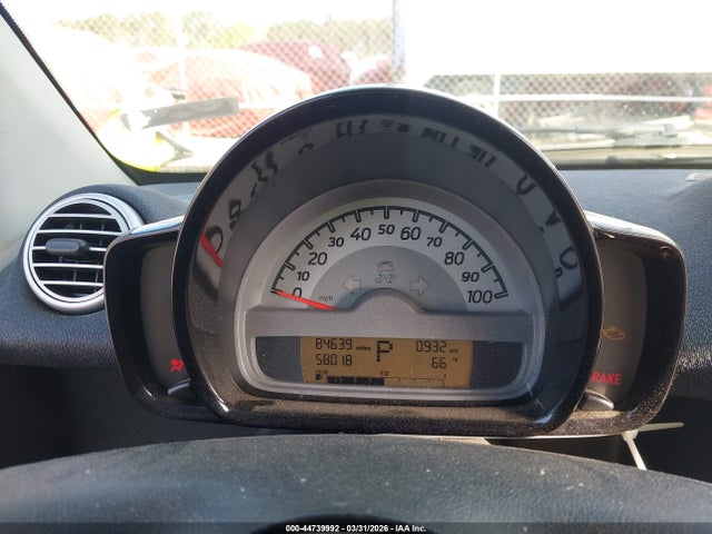 Aukcja sprzedaży 2011 Smart Fortwo Passion/pure, vin: WMEEJ3BA8BK438641, numer aukcji: 44739992