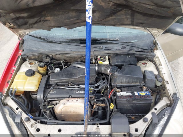 44740010 :رقم المزاد ، 1FAFP3834YW155574 vin ، 2000 Ford Focus Zts مزاد بيع