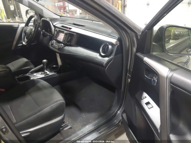 2016 TOYOTA RAV4 HYBRID JTMRJREV6GD028269 Photo 4