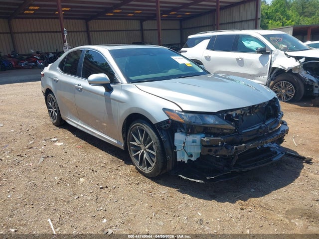 Auction sale of the 2024 Toyota Camry Se, vin: 4T1G11AK1RU921890, lot number: 44740044