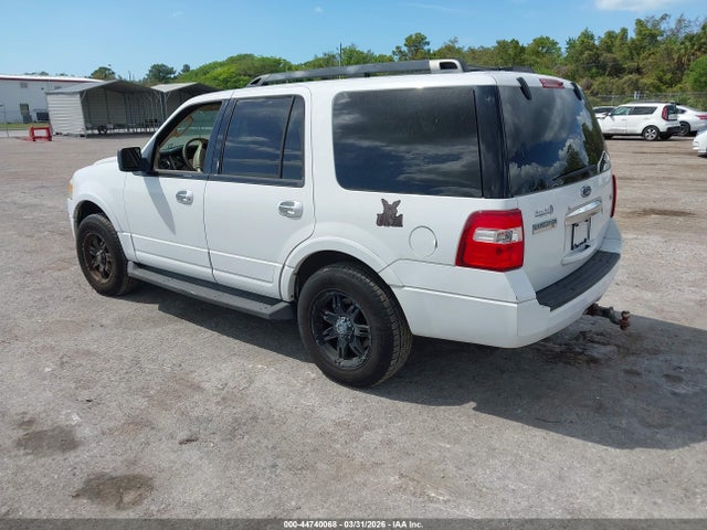 2010 FORD EXPEDITION 1FMJU1F50AEA76481 Photo 2