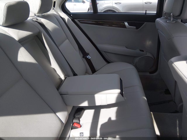 Aukcja sprzedaży 2013 Mercedes-benz C 300 Luxury 4matic, vin: WDDGF8AB5DA805736, numer aukcji: 44740073