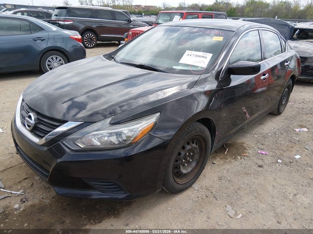 1N4AL3AP3JC116095 Nissan Altima 2.5 S