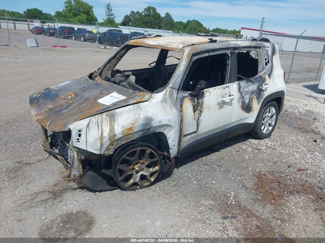 Продажа на аукционе авто 2015 Jeep Renegade Latitude, vin: ZACCJABT2FPB42070, номер лота: 44740120