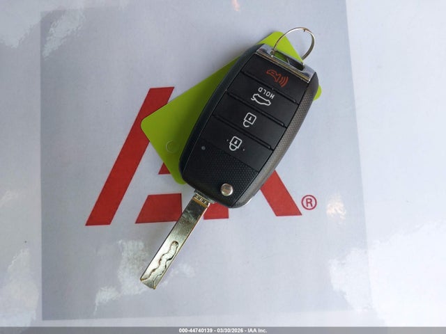 3KPA24AB8JE127156 KIA RIO S