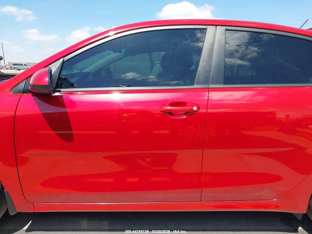 3KPA24AB8JE127156 KIA RIO S