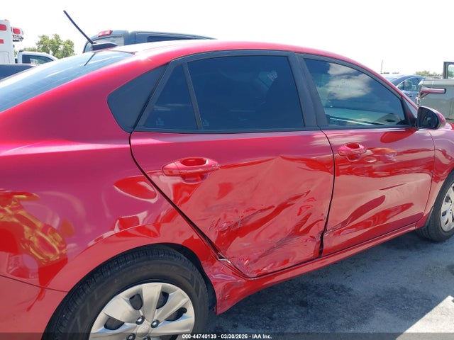 3KPA24AB8JE127156 KIA RIO S