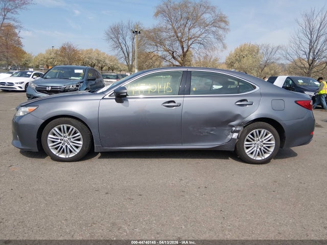Продажа на аукционе авто 2013 Lexus Es 350, vin: JTHBK1GGXD2014248, номер лота: 44740145