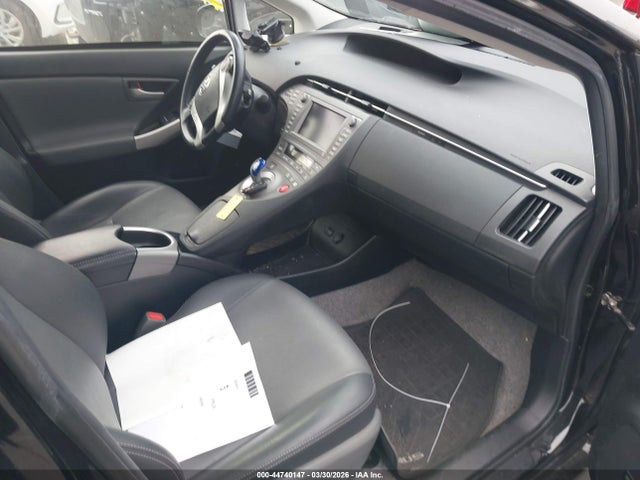 Toyota Prius Four 2015 JTDKN3DU0F2002658 Image 5