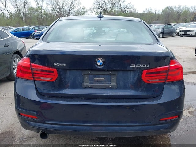 Продаж на аукціоні авто 2016 Bmw 320i Xdrive, vin: WBA8E5G55GNU21547, номер лоту: 44740162