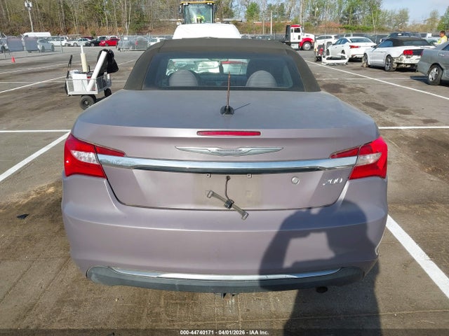 Продаж на аукціоні авто 2013 Chrysler 200 Touring, vin: 1C3BCBEB4DN724437, номер лоту: 44740171