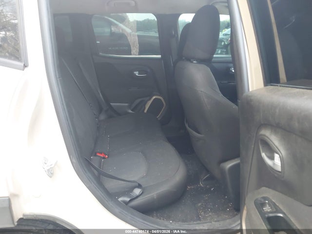 44740174 :رقم المزاد ، ZACCJABT6GPD48364 vin ، 2016 Jeep Renegade Latitude مزاد بيع
